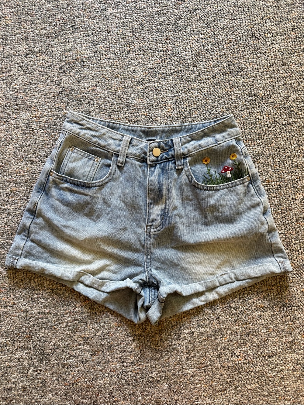 ROMWE Light Blue Denim Shorts with Embroidered Mushroom & Flowers